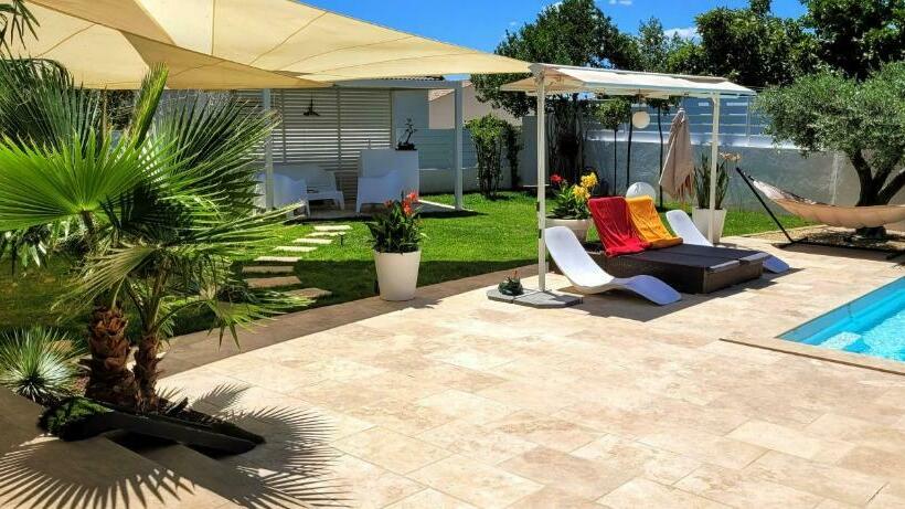 مبيت وإفطار Villa La Valentine 1
