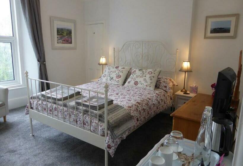 פנסיון Cookshayes Country Guest House