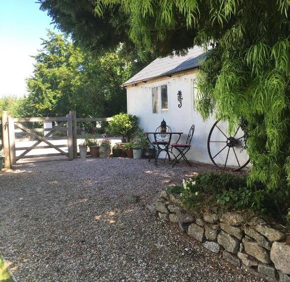 פנסיון Cookshayes Country Guest House