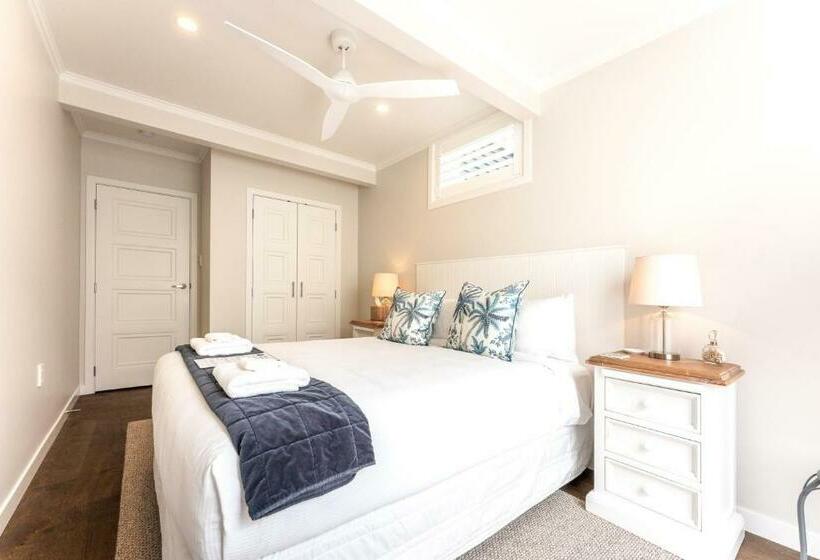 פנסיון Hampton Court