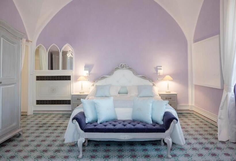 بنسيون La Rondinaia