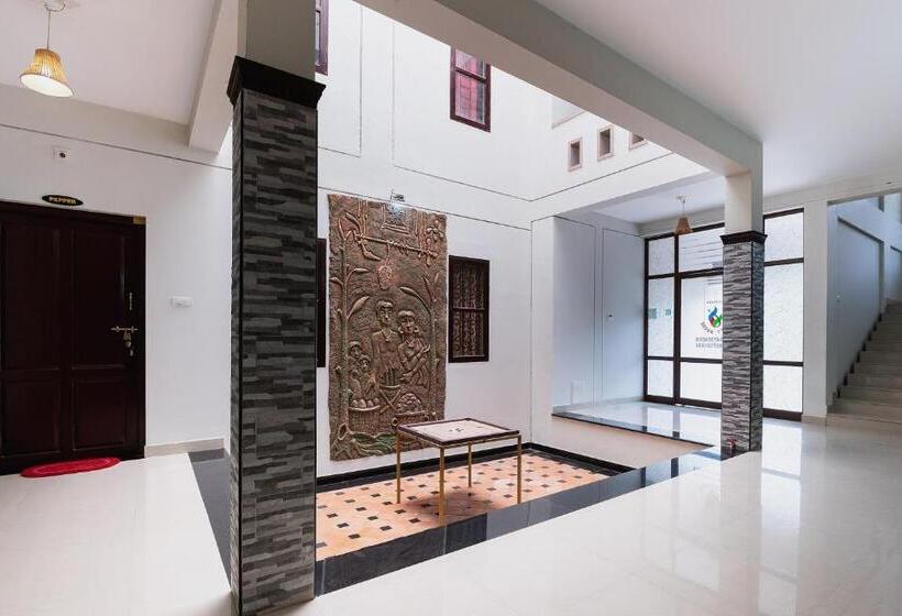 ペンション Oyo 78243 Vedica Home Stays