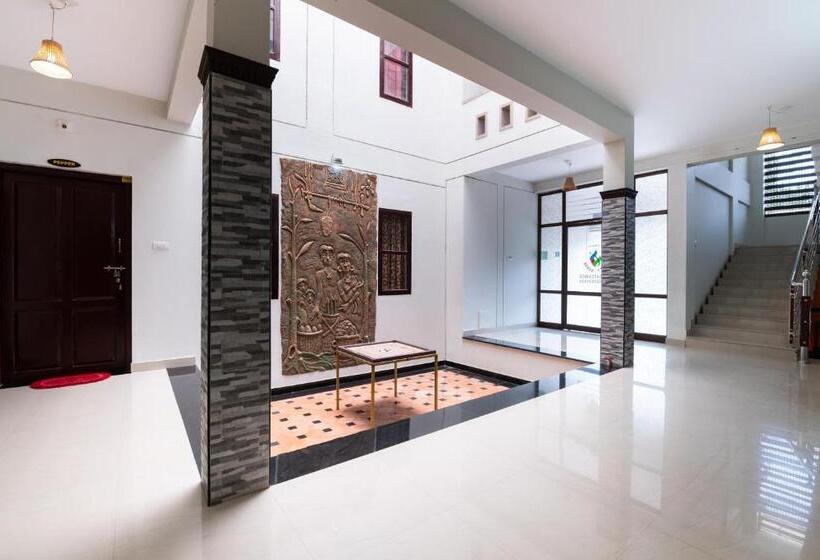 ペンション Oyo 78243 Vedica Home Stays