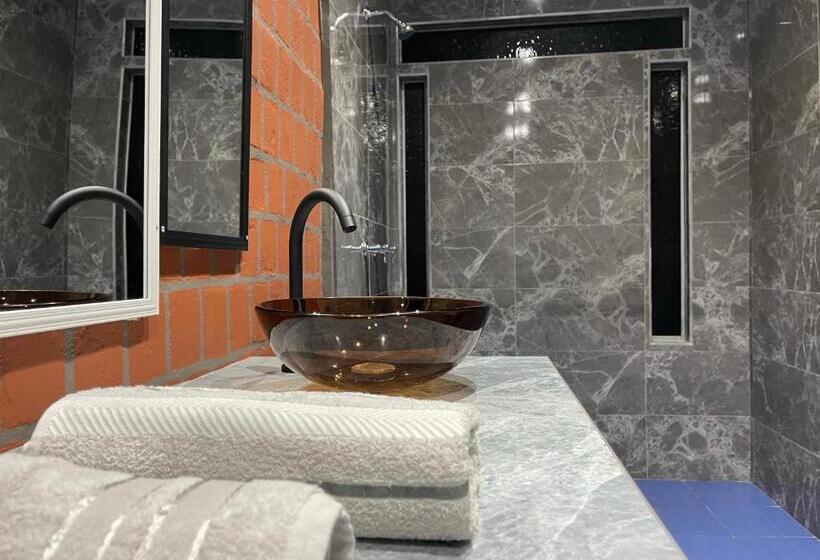 هاستل Alex Country House