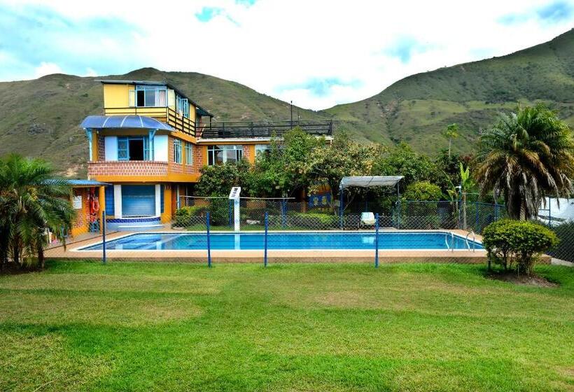 هاستل Alex Country House