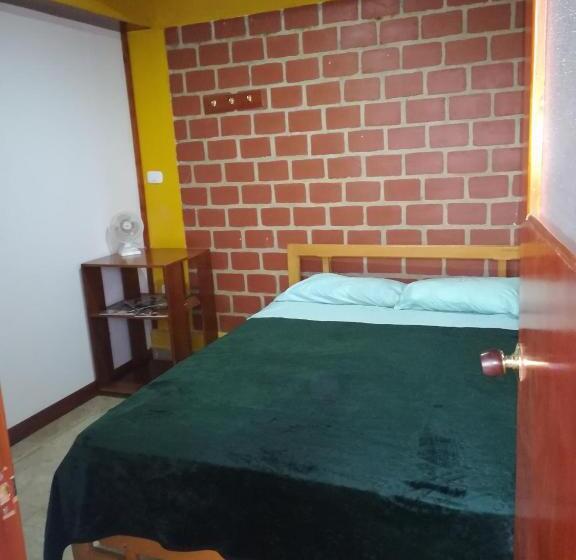 هاستل Alex Country House