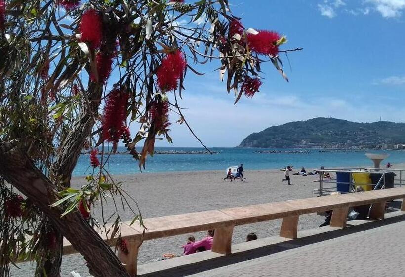 مبيت وإفطار Il Girasole ...at Andorus  House