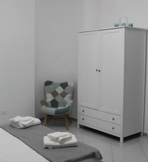 تختخواب و صبحانه La Terrazza Dei Tramonti