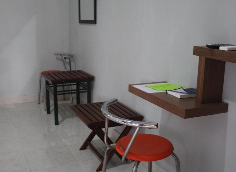 هتل Pondok Wisata Dan Restoran Elim