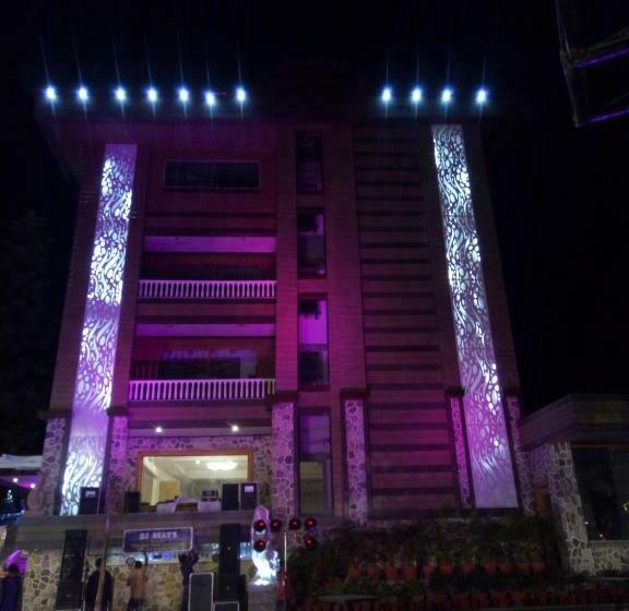 فندق Shahanshahi Adventure Park & Wellness Resort 12 Km Away From Mussoorie