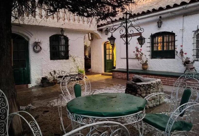 پانسیون Casa De Huéspedes María Victoria