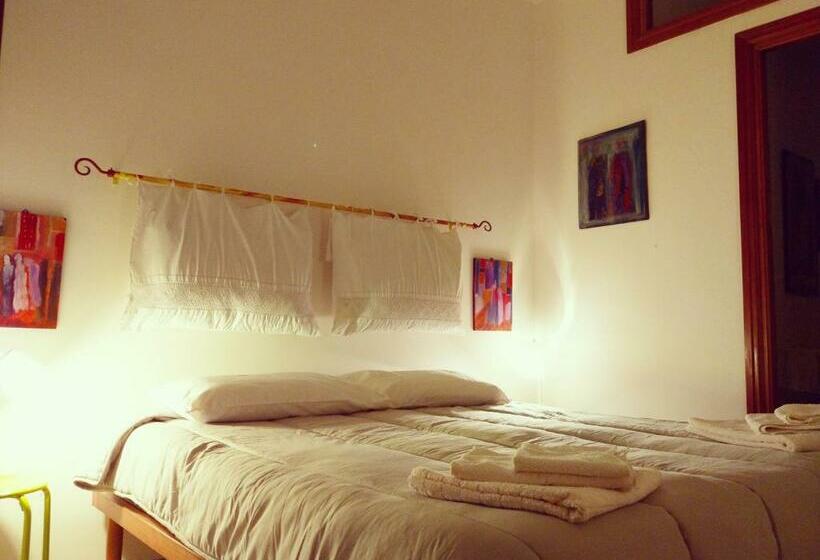 تختخواب و صبحانه Amariglio Apartment