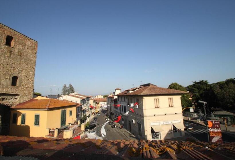مبيت وإفطار Alla Porta Di Baccio