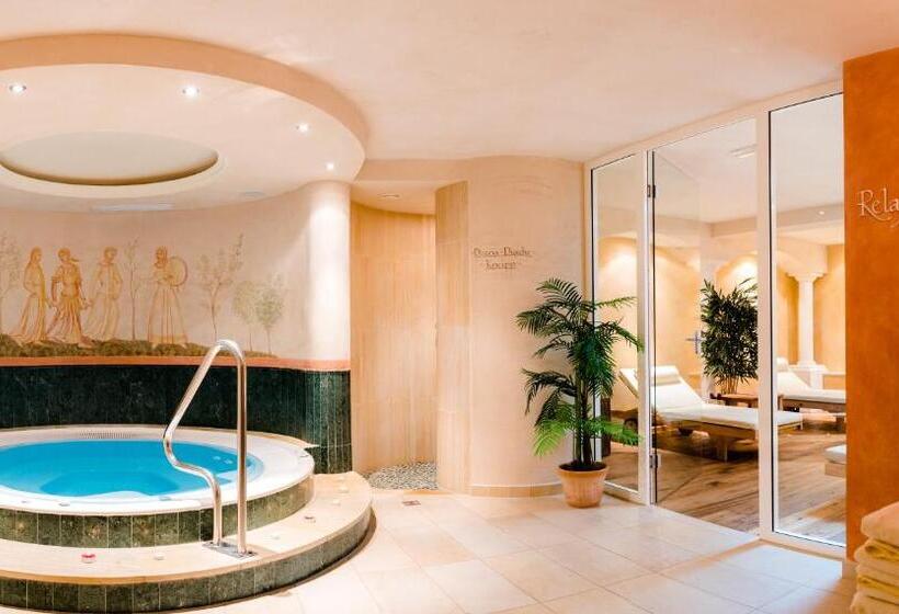 هتل Villa David Dolomites