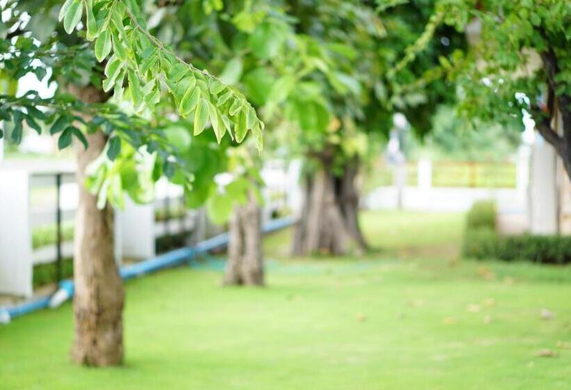Ruentara Resort & Villa Buriram
