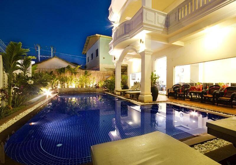 تختخواب و صبحانه King Boutique