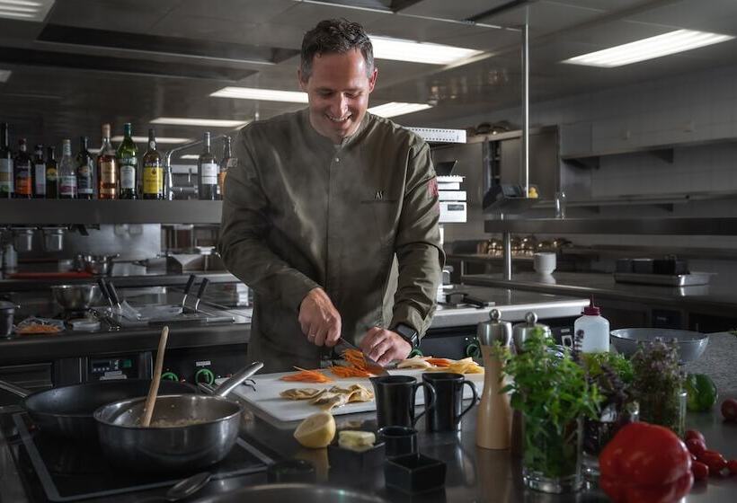 هتل Fliana Ischgl