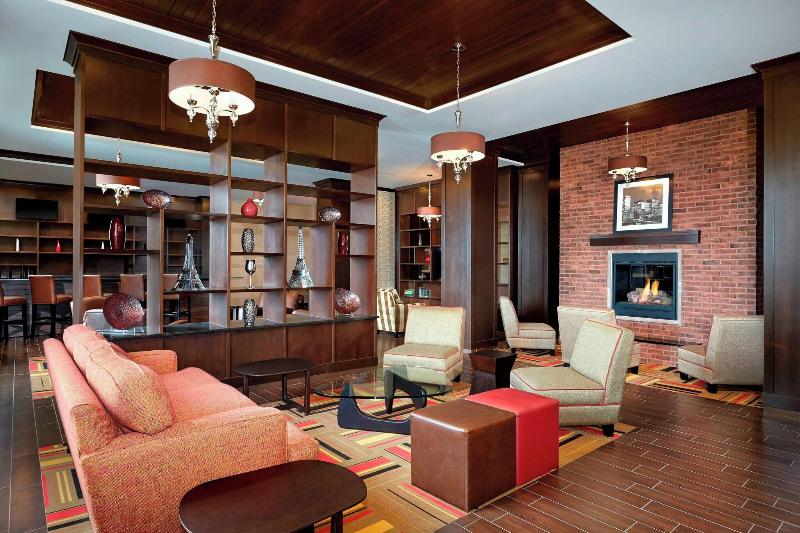 هتل Four Points By Sheraton Edmonton International Airport