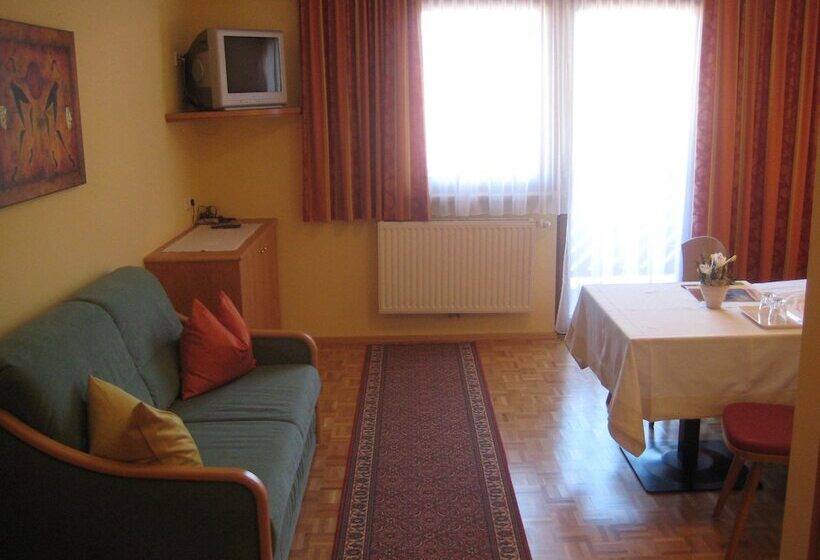 فندق Gasthof Zum Stollhofer