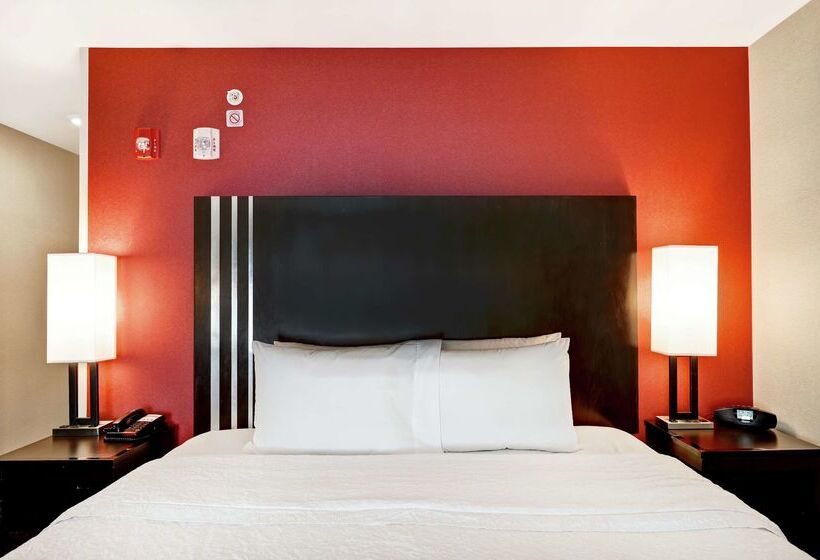 בית מלון כפרי Hampton Inn By Hilton Chilliwack