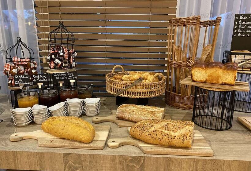 호텔 Kyriad Prestige Vannes Centre  Palais Des Arts