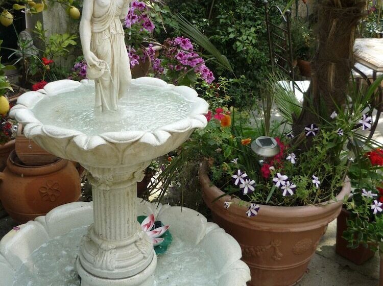 هتل Logis Hôtel Villa Victorine