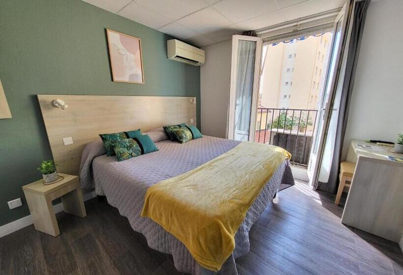 בית מלון כפרי Parisien