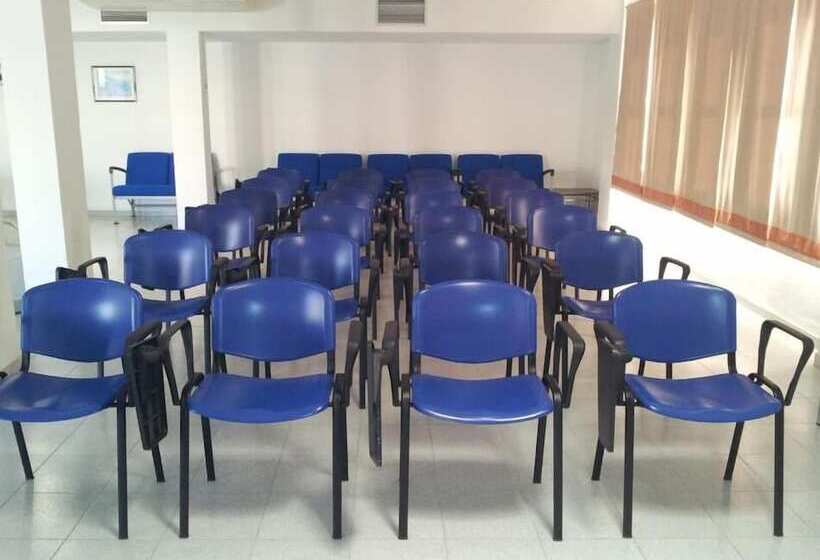 Albergue Inturjoven Almeria
