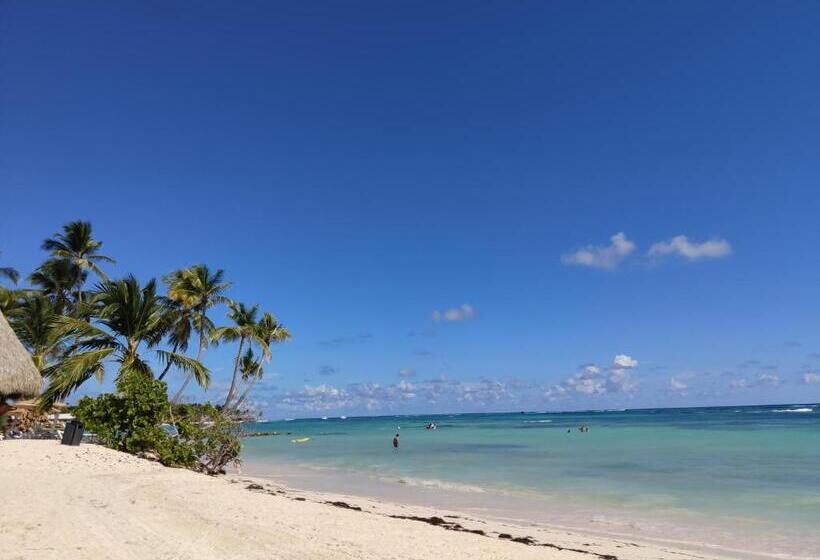 Bavaro Green