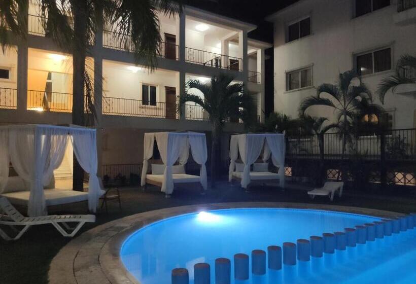 Bavaro Green