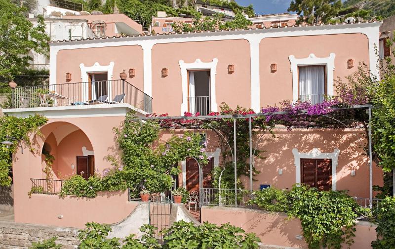 تختخواب و صبحانه Villa Principe Giovanni