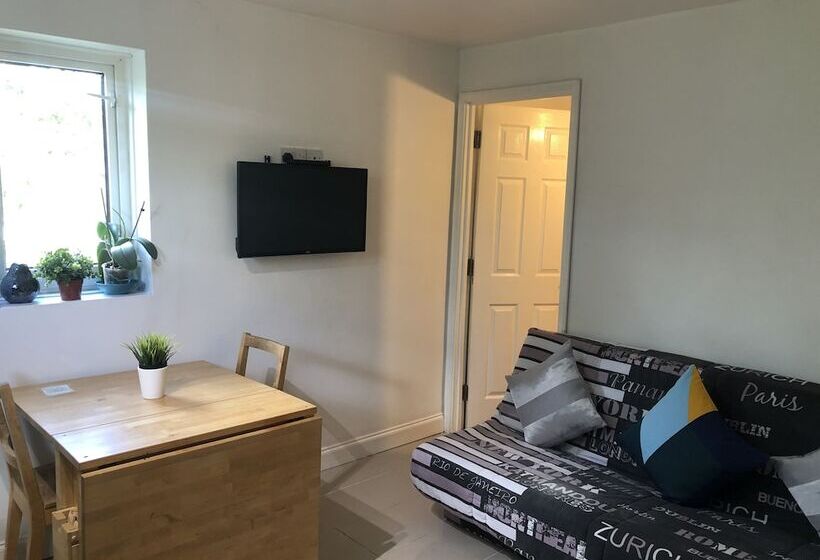 فندق فئة نجمة واحدة Apple House Guesthouse Heathrow Airport