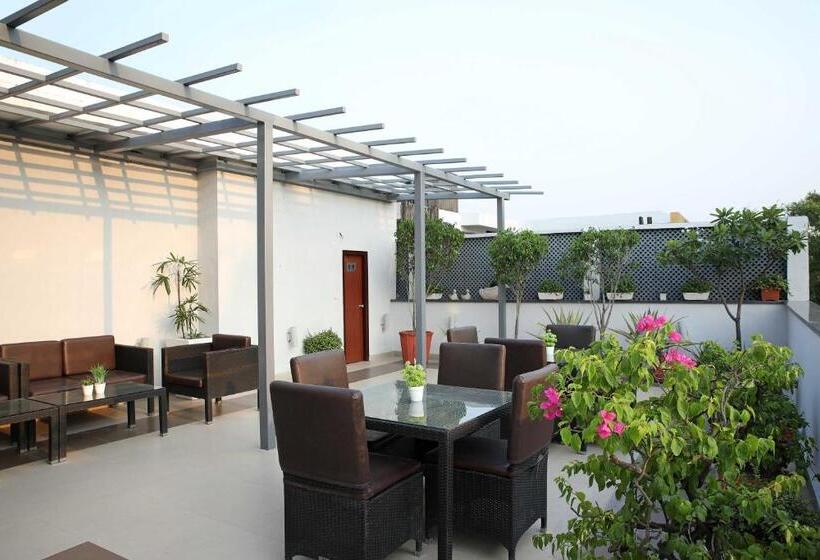 فندق Ahuja Residency, Sunder Nagar