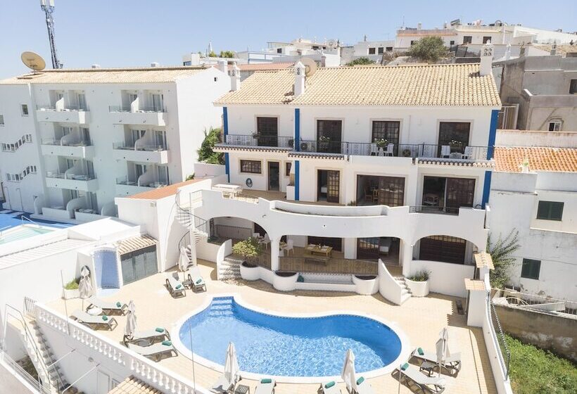 ホテル Bertolina Guest House