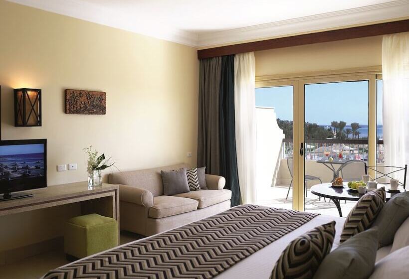 ホテル Coral Sea Holiday Resort And Aqua Park