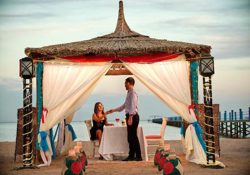 ホテル Coral Sea Holiday Resort And Aqua Park