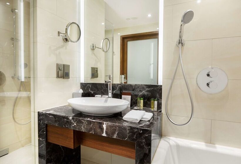 Doubletree By Hilton Hotel & Conference Centre Warsaw