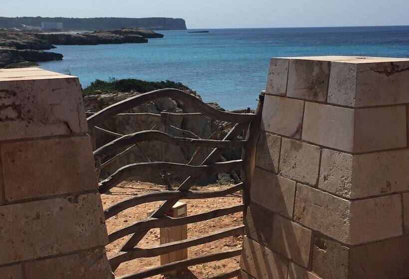 فندق Es Mercadal