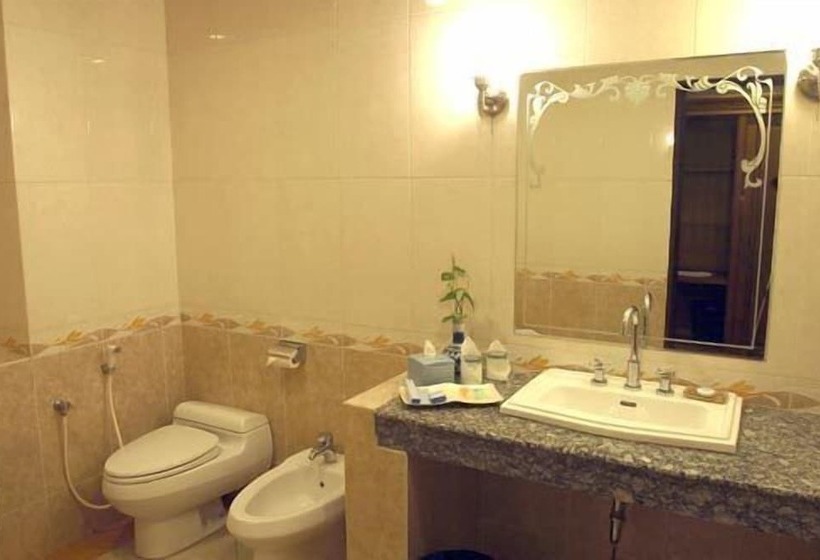 هتل Grand Tiga Mustika