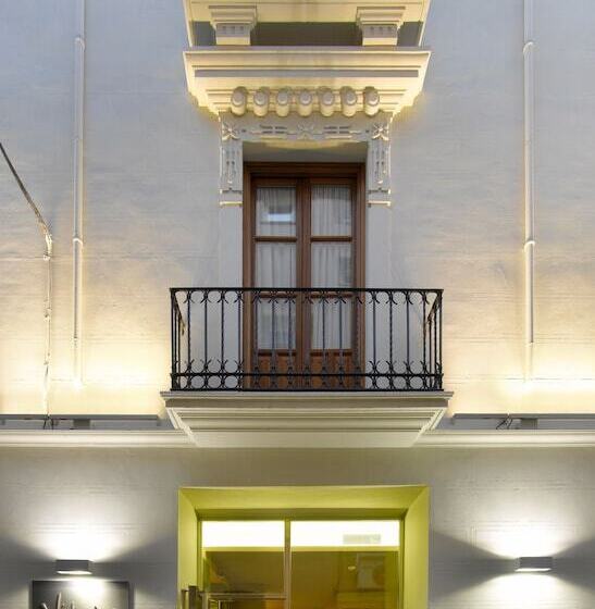 هتل Parraga Siete