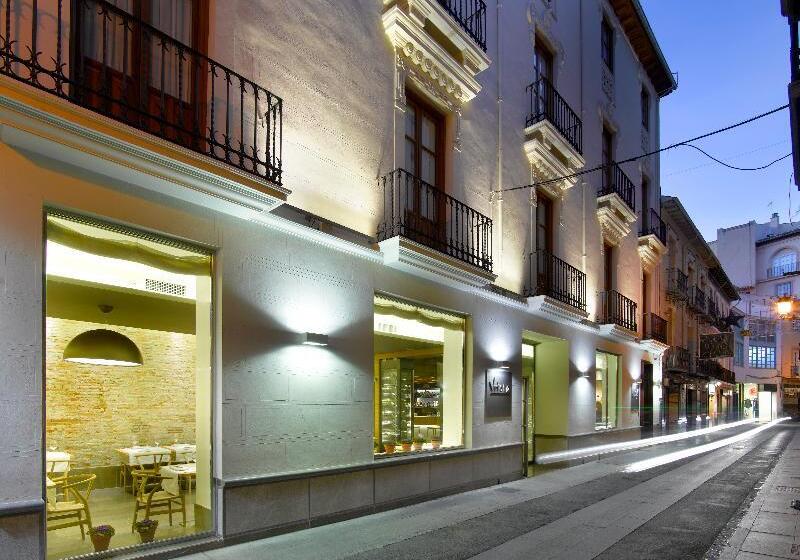 هتل Parraga Siete