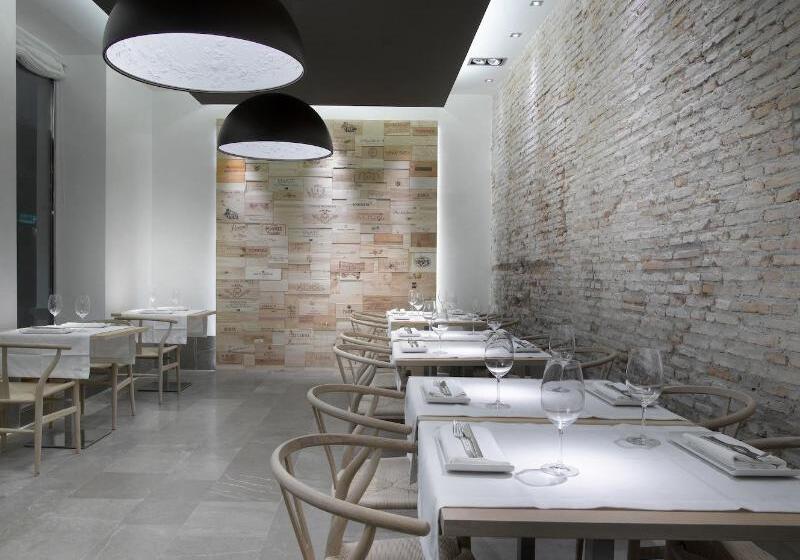 هتل Parraga Siete