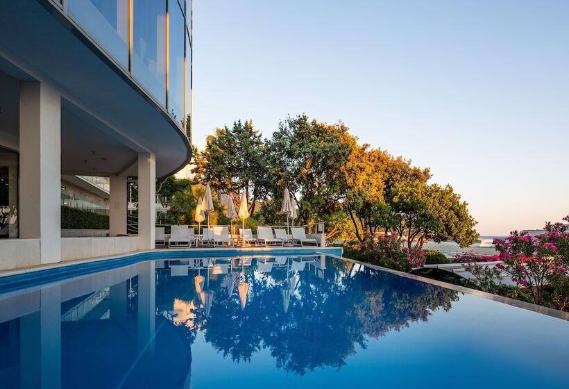 בית מלון כפרי Royal Palm