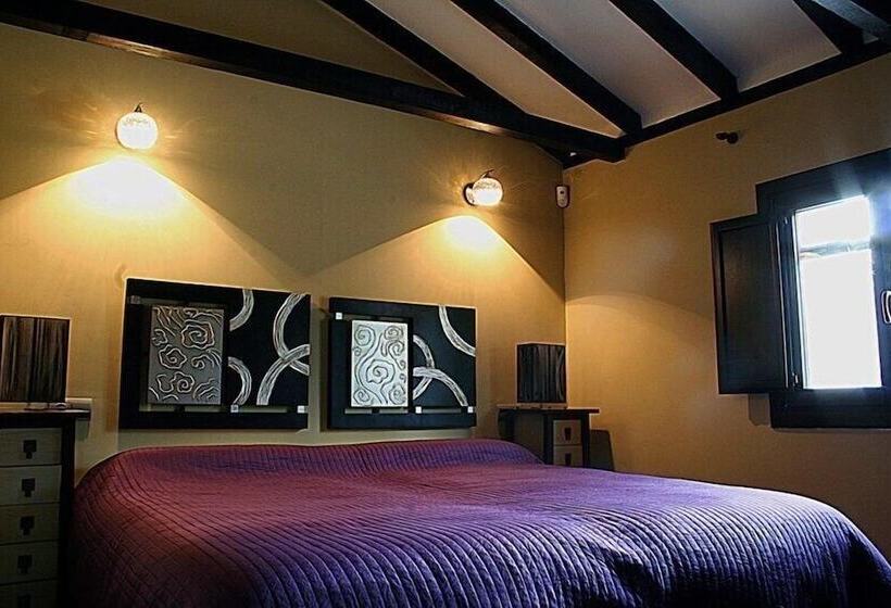 هتل روستایی Hosteria Labordalla