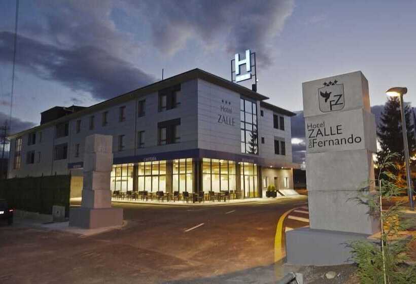 فندق Zalle Don Fernando