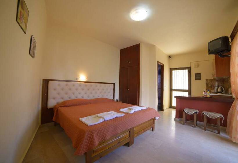 Toula S Apartments