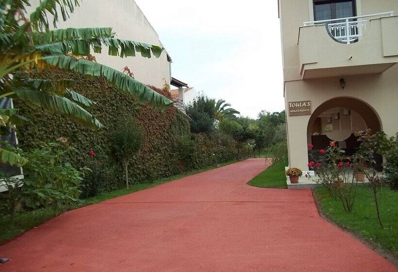 Toula S Apartments