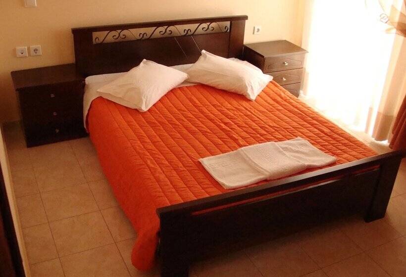 Toula S Apartments
