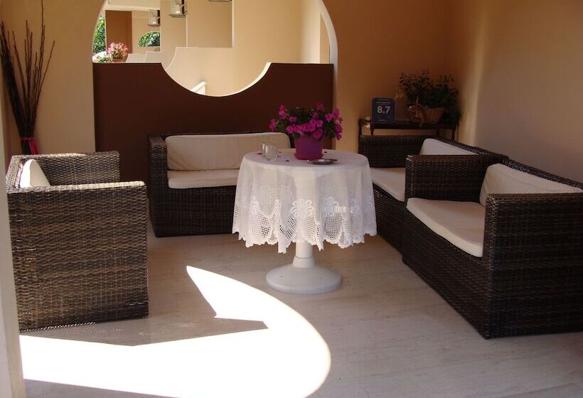 Toula S Apartments