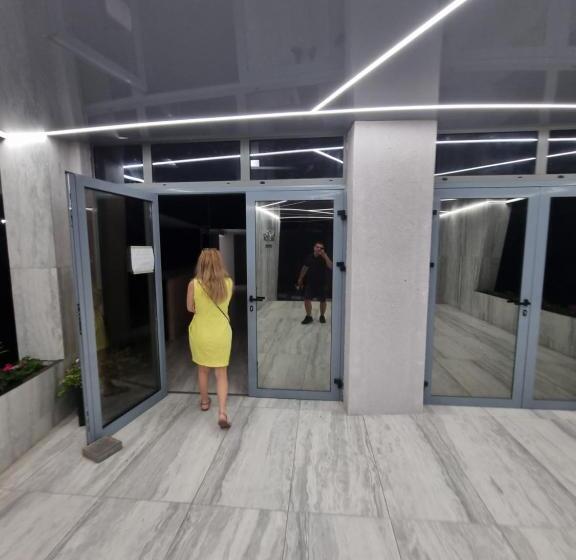 Denis Apartament 2 Camere